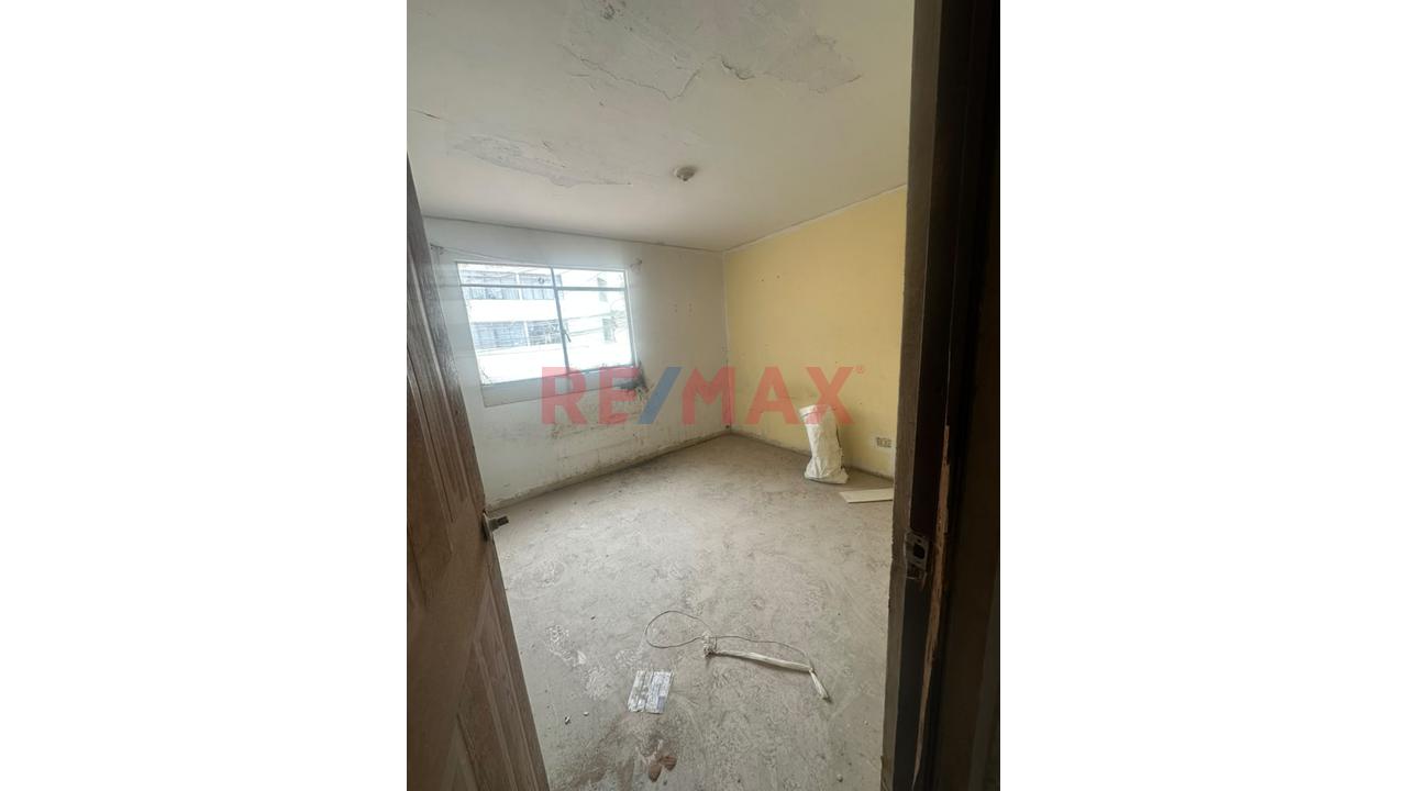 Alquiler Local Comercial Frente A Condominios Comas - 5
