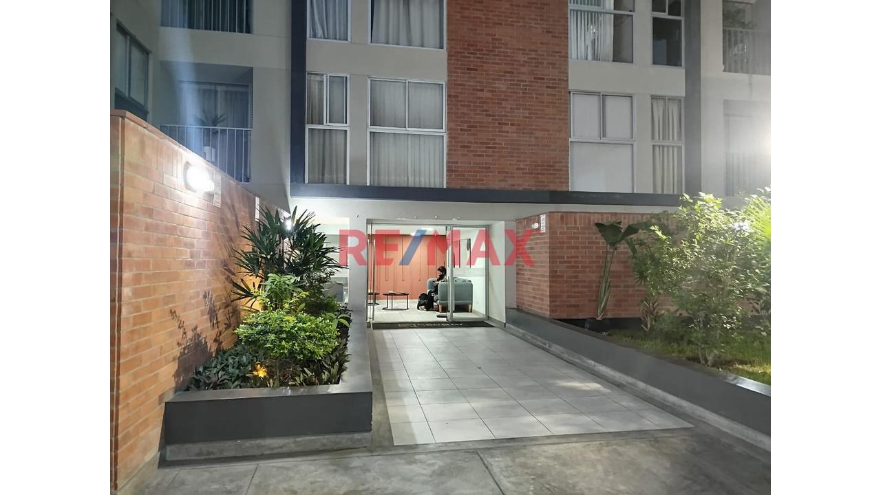 Compra Depa Exclusivo  + Cochera En Chorrillos  Con + De 8 Areas Comunes