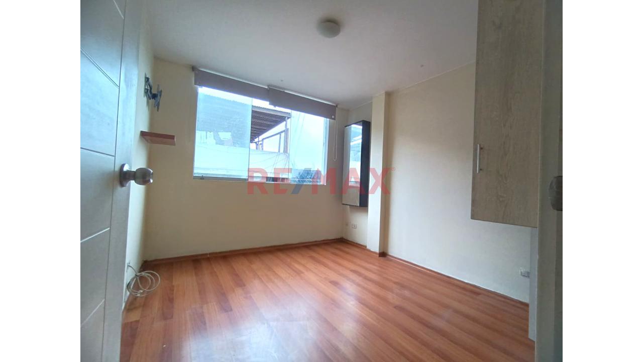 Alquiler De Deapartamento En San Juan De Miraflores - 6