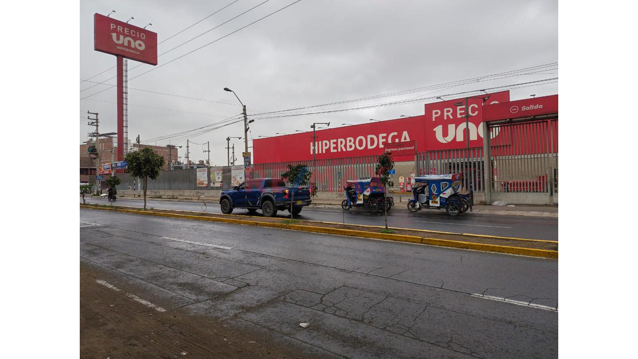 Alquilo Departamento C/S Cochera Urb. Sol De Naranjal S.M.P. — foto 2