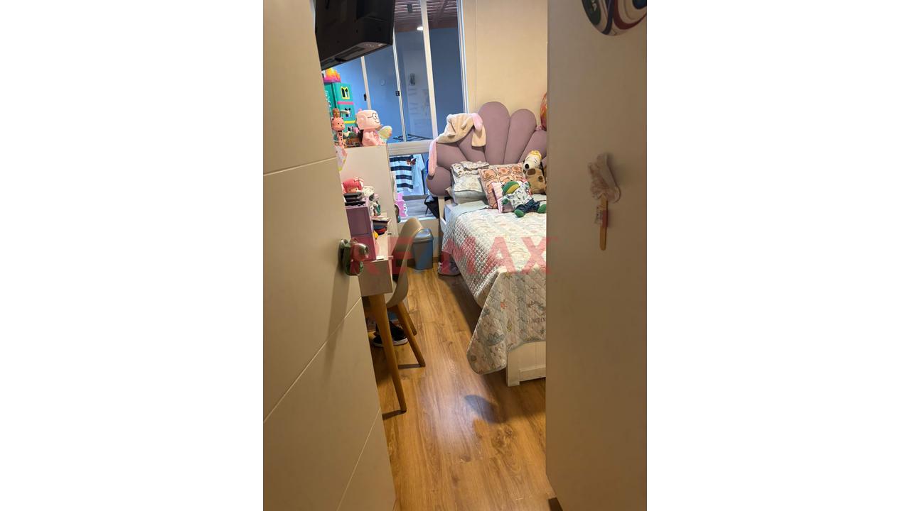 🏡 ¡Alquila Tu Nuevo Hogar En Surco! 3 Dormitorios + Cochera - 4