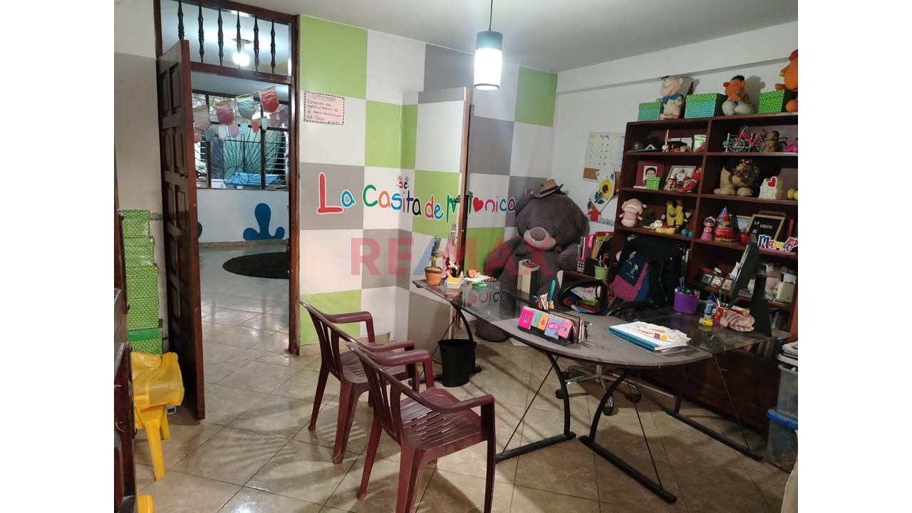 Se Vende Casa Amplia De Un Piso En Gran Zona Comercial - 10