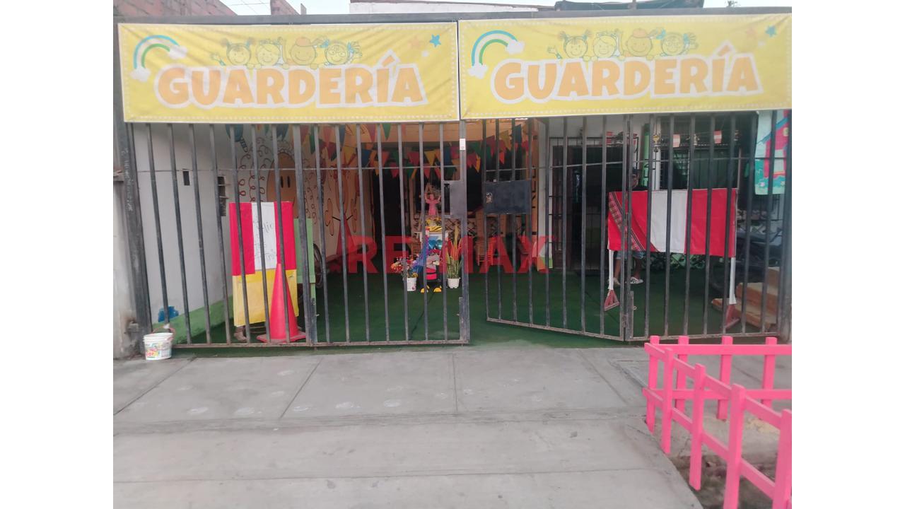 Se Vende Casa Amplia De Un Piso En Gran Zona Comercial - 1