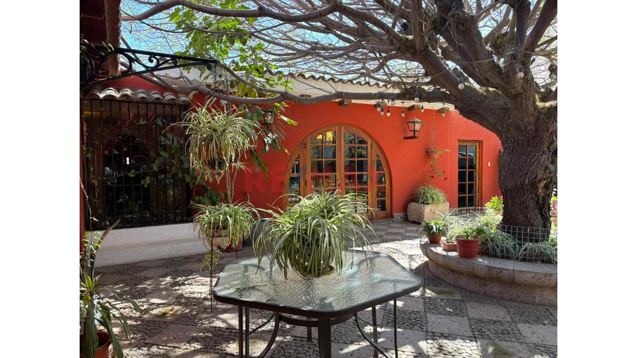 Se Vende Casa De Ensueño En La Parte Baja De Cayma - 4
