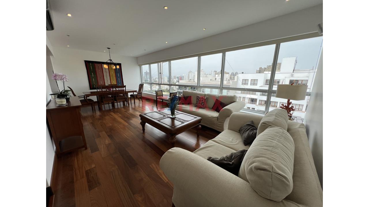 Hermoso Pent House Duplex Con Piscina – 358 M2 En La Mejor Zona De San Isidro