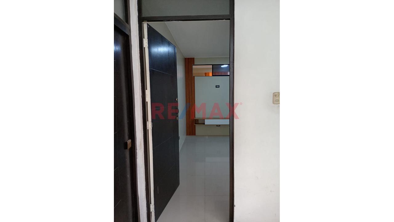 Venta De Departamento - Ubicado En El Distrito De Los Olivos . — foto 6