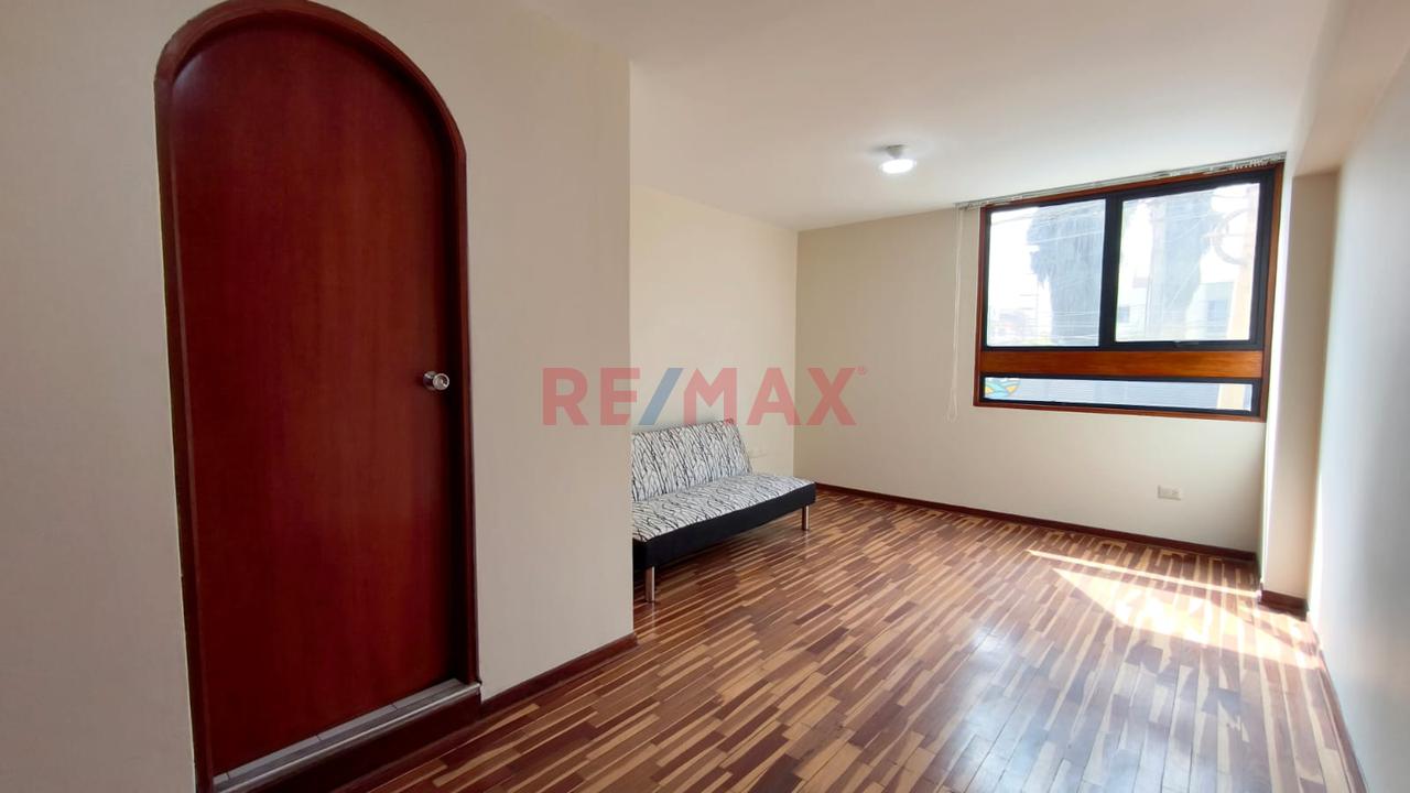 Estratégica Casa En Esquina De 302 M² En Santa Patricia: Amplia Residencia - 7