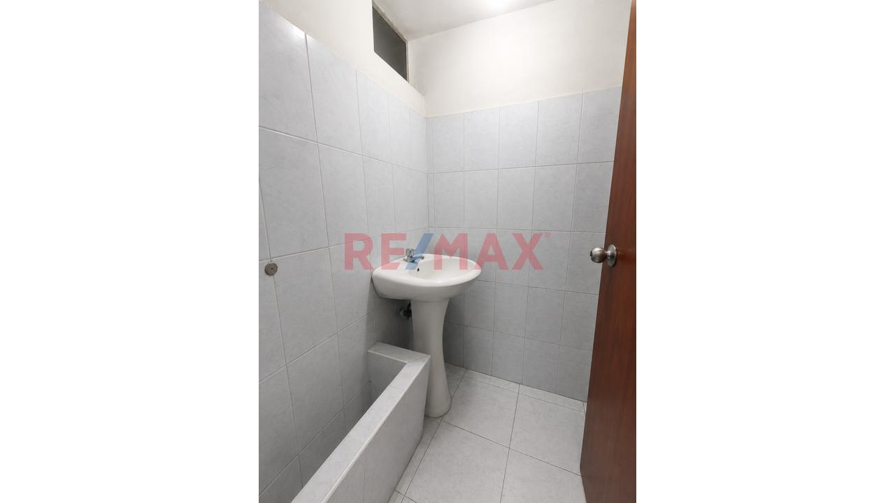 Alquiler De Local Comercial En Ate Vitarte | 65 M² En Primer Piso | Ideal Para Almacén, Distribuidora, Iglesia O Empresa | S/ 1,000 — foto 6