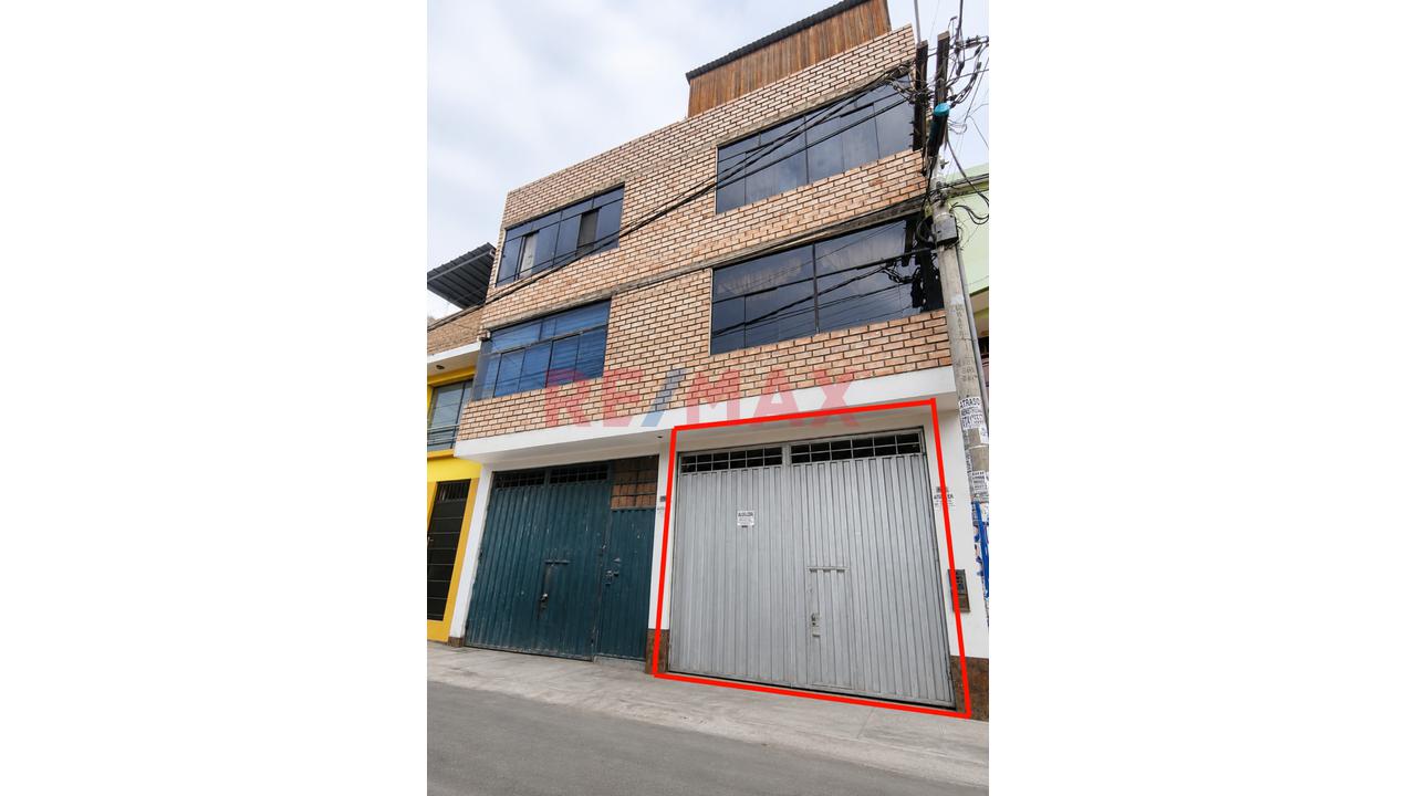 Alquiler De Local Comercial En Ate Vitarte | 65 M² En Primer Piso | Ideal Para Almacén, Distribuidora, Iglesia O Empresa | S/ 1,000