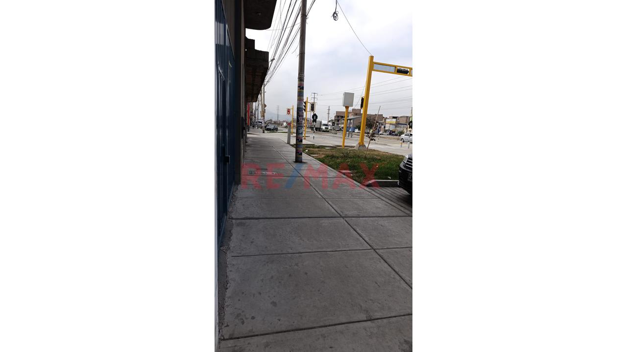 ¡Expande Tu Marca! Local De 420 M² En Plena Av. Carlos Izaguirre — foto 2