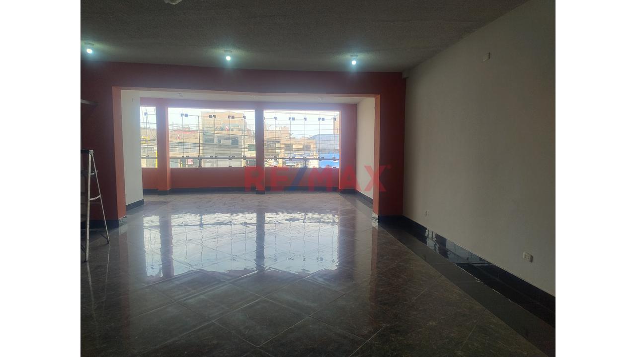 ¡Expande Tu Marca! Local De 420 M² En Plena Av. Carlos Izaguirre — foto 6