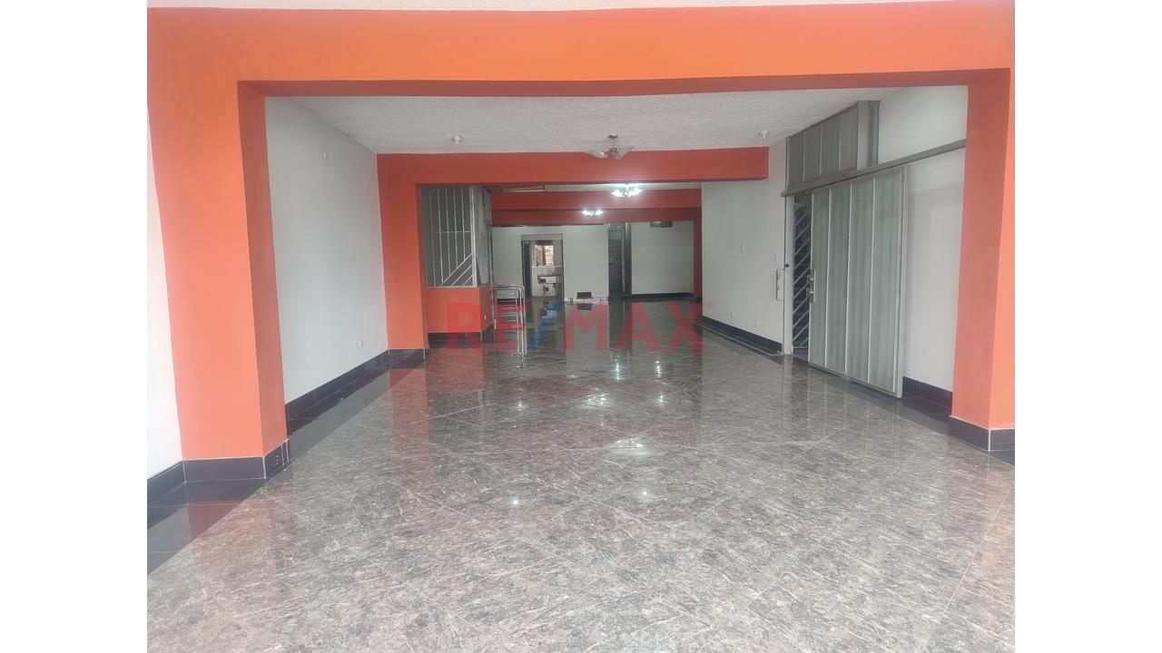¡Expande Tu Marca! Local De 420 M² En Plena Av. Carlos Izaguirre — foto 11
