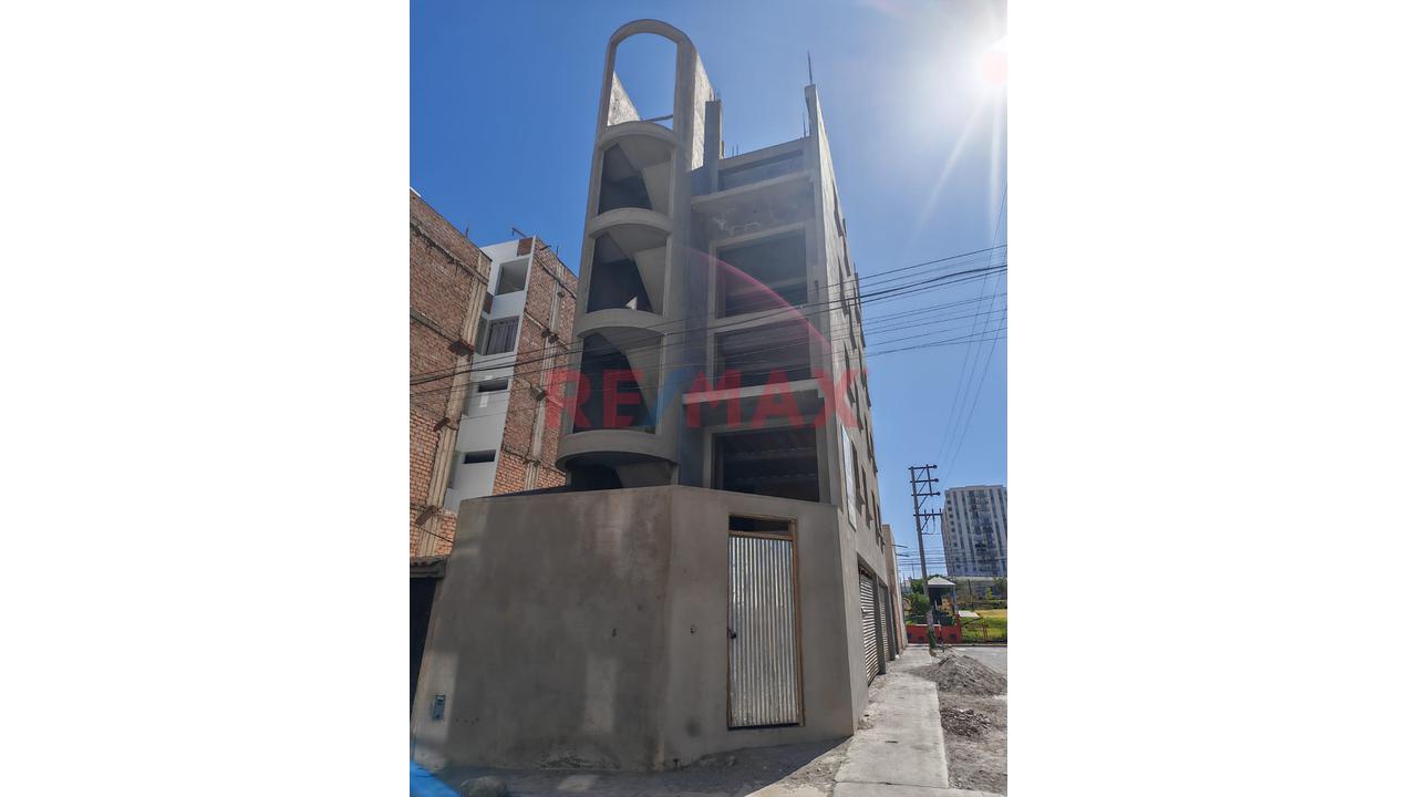 🏢 Se Vende Exclusivo Departamento En La Alameda Salaverry - 4