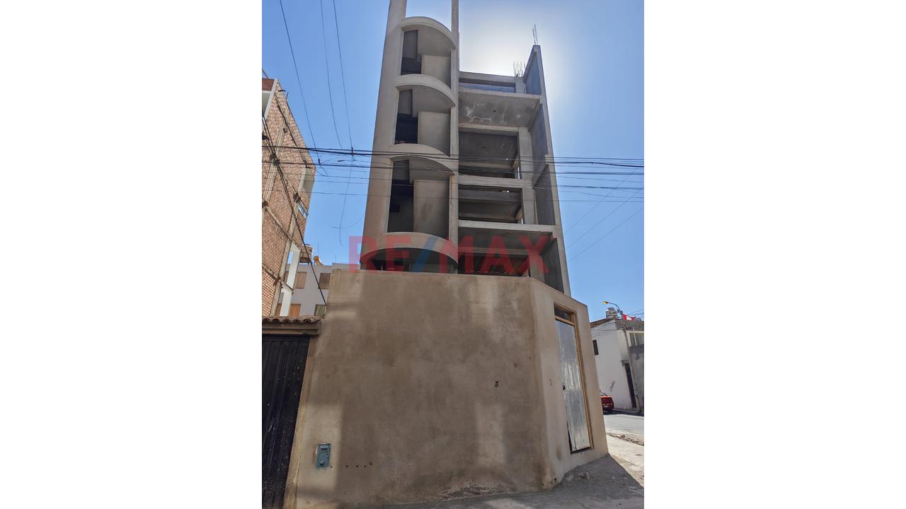 🏢 Se Vende Exclusivo Departamento En La Alameda Salaverry - 3