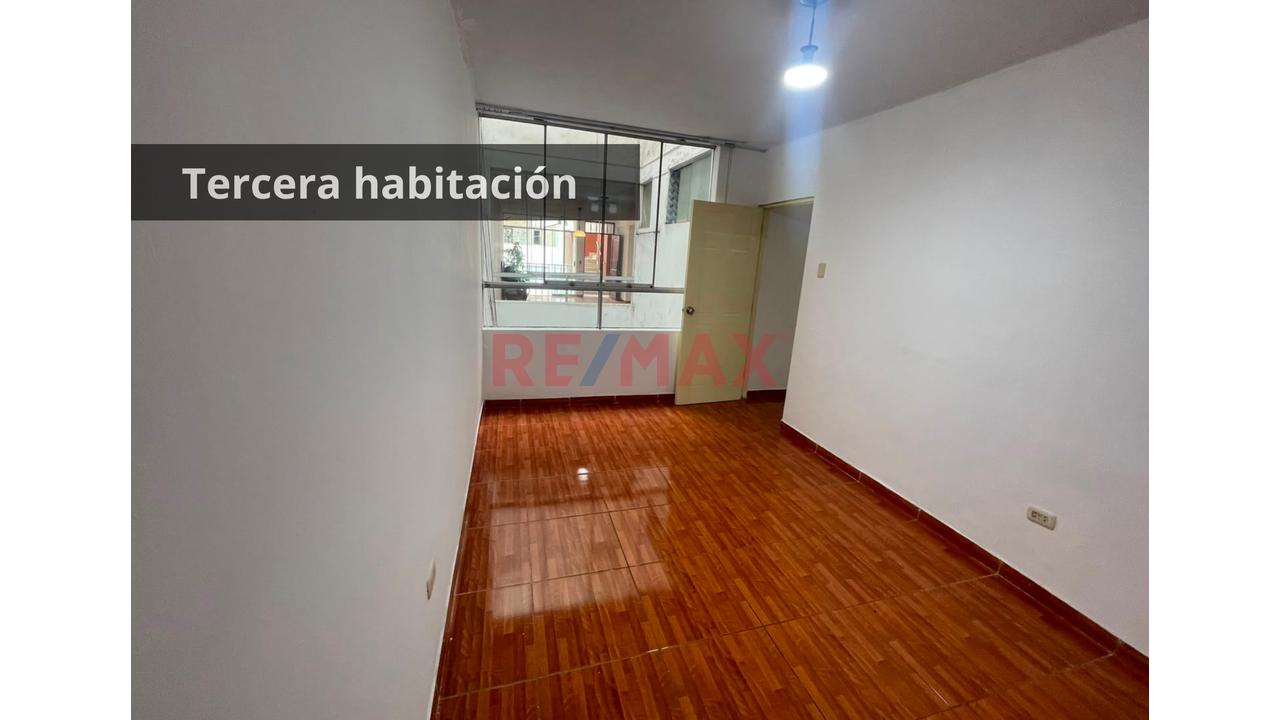Oportunidad De Inversión En Ate - 12