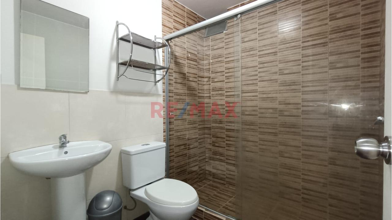 Alquilo Lindo Y Acogedor Departamento Amoblado En Lince Limite Con Jesus Maria Con Cochera — foto 8