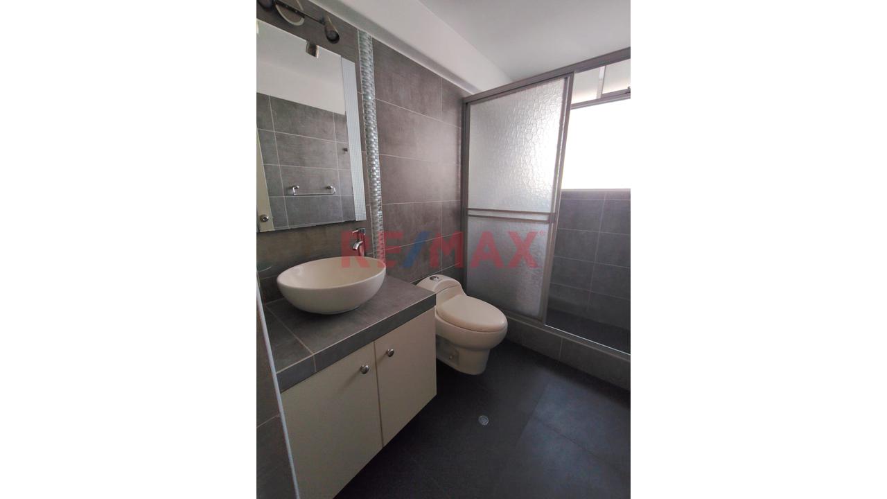 Se Vende Amplio Y Hermoso Departamento En Cerro Colorado — foto 11