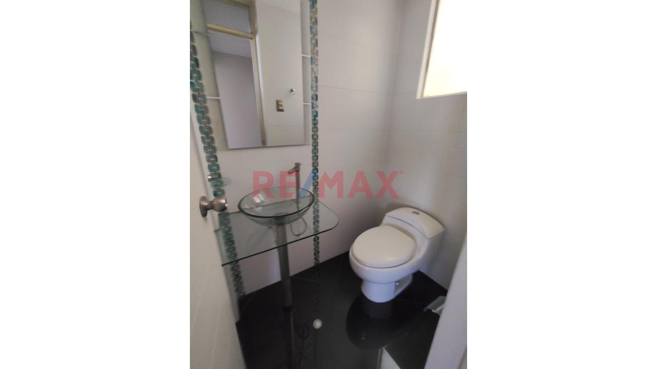 Se Vende Amplio Y Hermoso Departamento En Cerro Colorado — foto 15