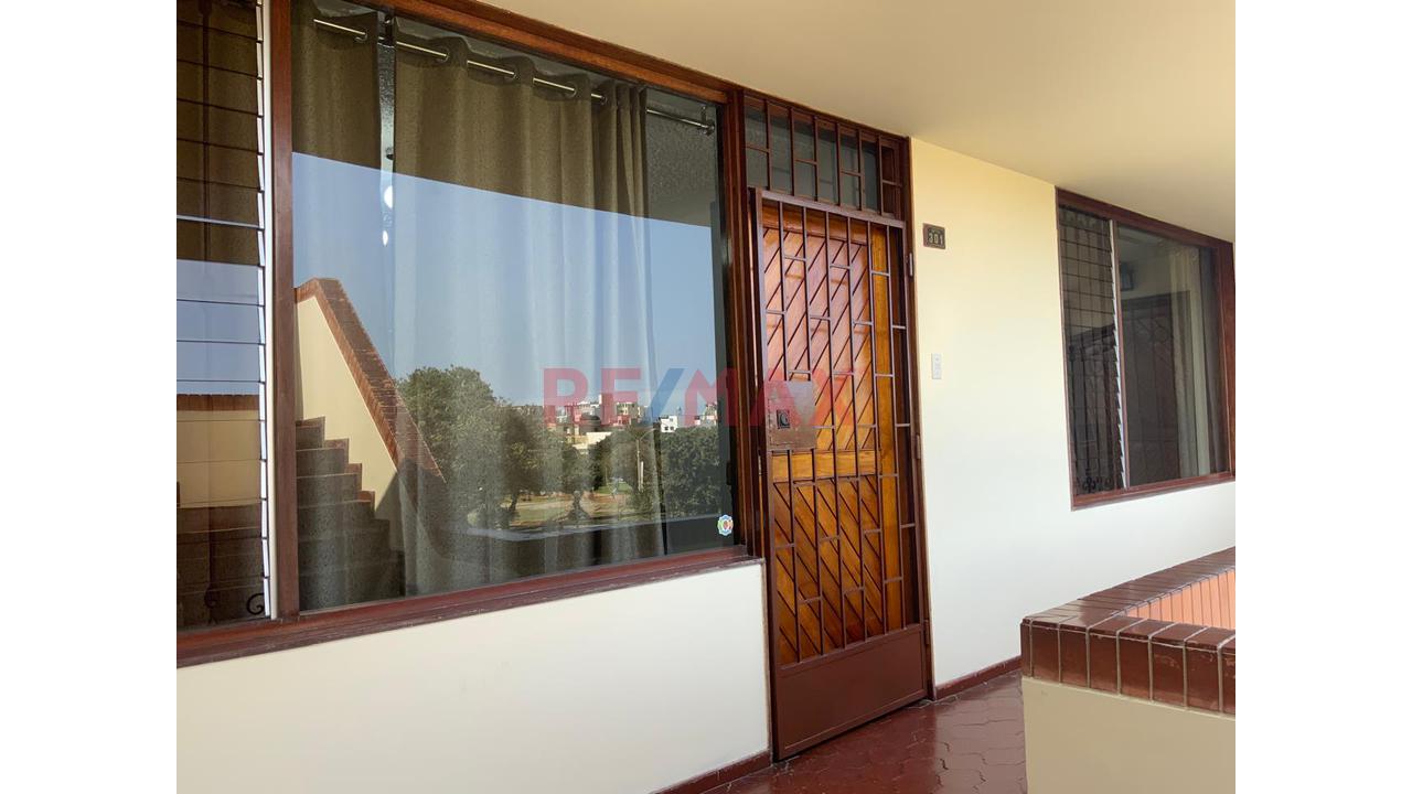 Alquiler De Departamento Remodelado  Frente A Parque – San Miguel — foto 4