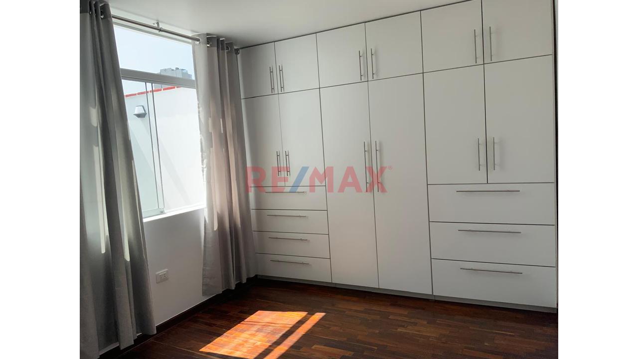 Alquiler De Departamento Remodelado  Frente A Parque – San Miguel — foto 11