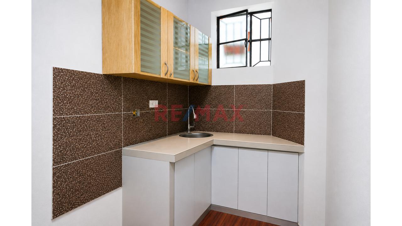🏡 Alquiler De Estudio De 13 M² Con Baño Y Kitchenette En Los Olivos | S/ 400 — foto 2
