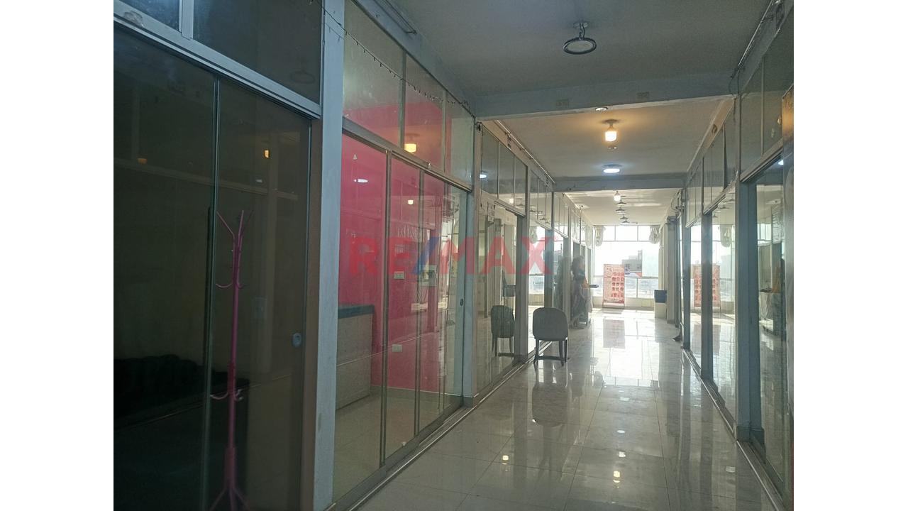 Venta Tienda Comercial - Ovalo Nuevo Ilo - 6