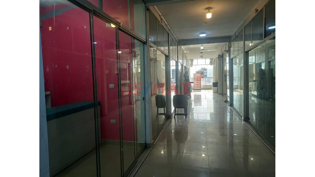 Venta Tienda Comercial - Ovalo Nuevo Ilo - 4