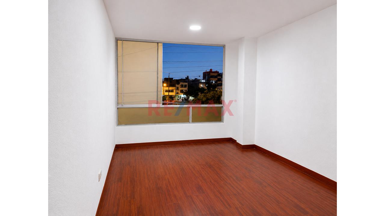 Minidepartamento De 2 Dormitorios En 2.º Piso Frente A Parque – Los Olivos | S/ 900 — foto 5
