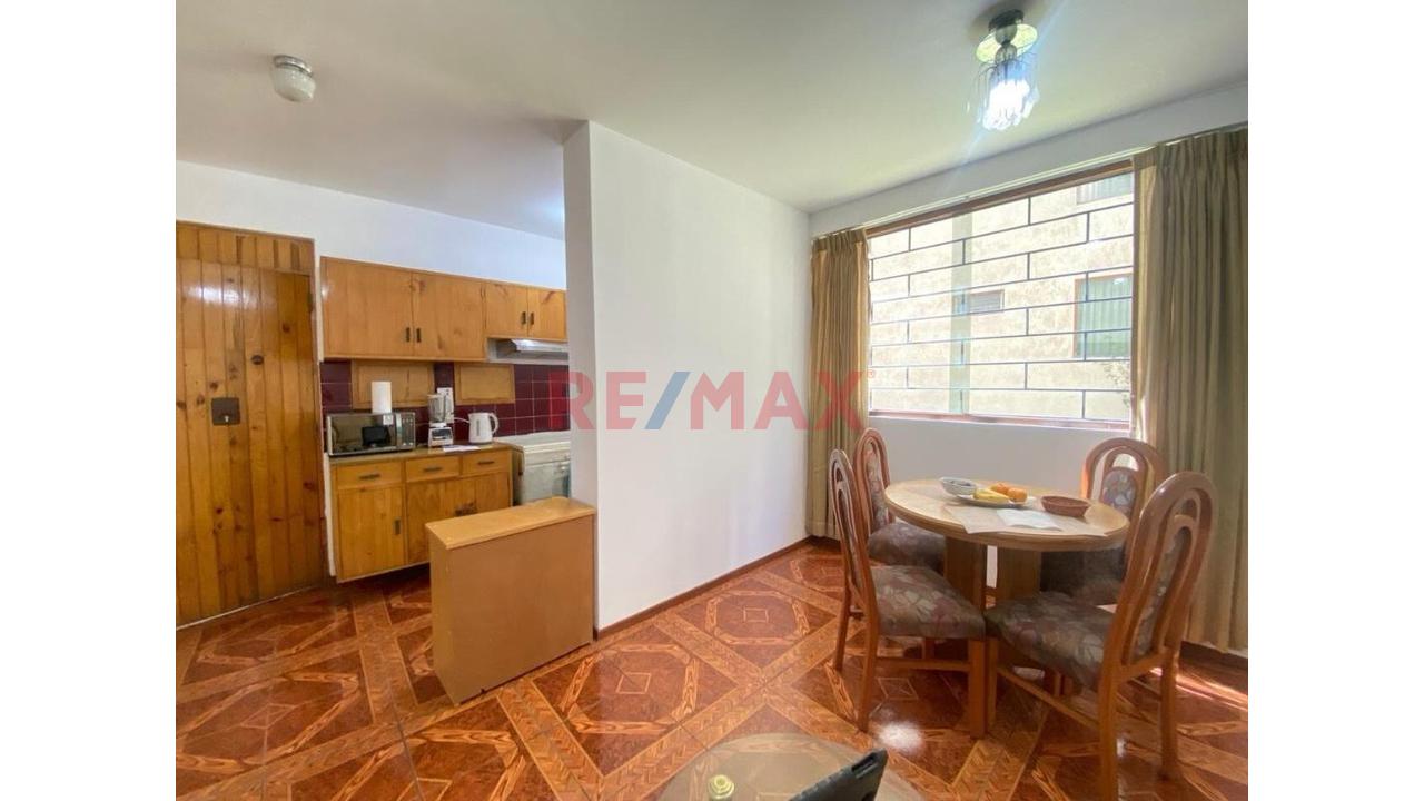 Alquiler Minidepartamento Amoblado -1Er Piso — foto 2