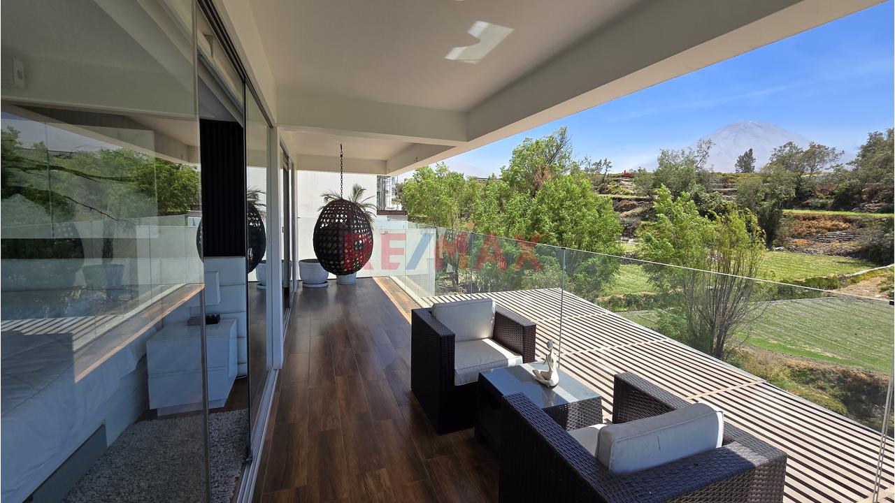 Triplex De Lujo Amoblado En Valle Escondido Cayma - 11