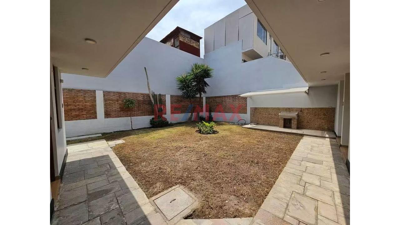 Casa En Alquiler Para Uso Empresarial En Umacollo - 11