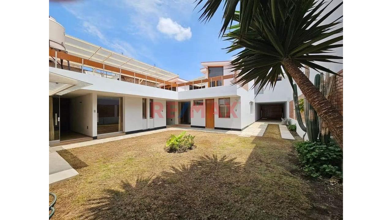 Casa En Alquiler Para Uso Empresarial En Umacollo - 12
