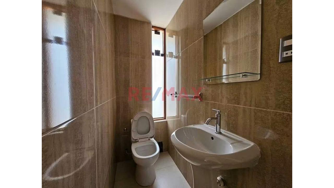 Casa En Alquiler Para Uso Empresarial En Umacollo - 6