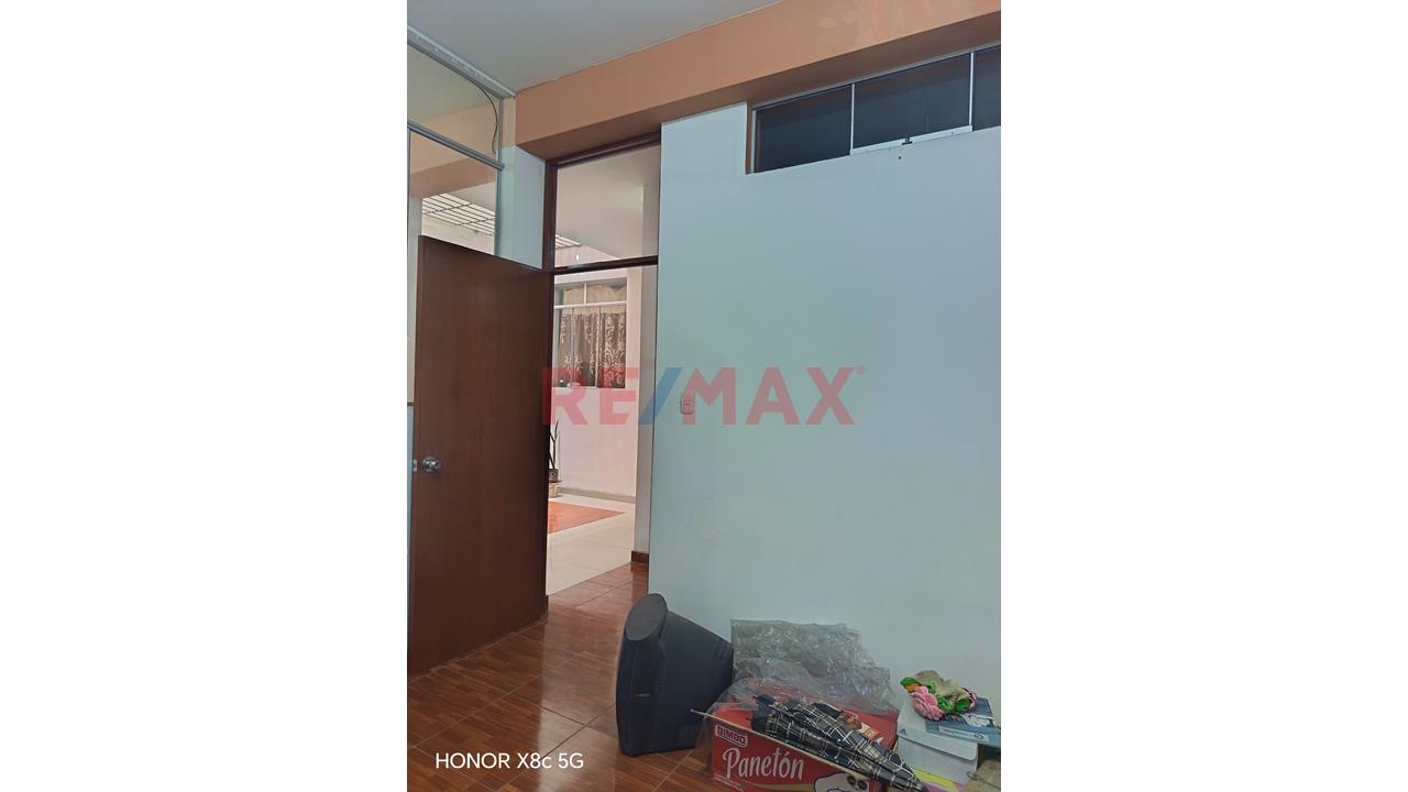 Vendo Casa De 2 Pisos – San Martín De Porres — foto 12
