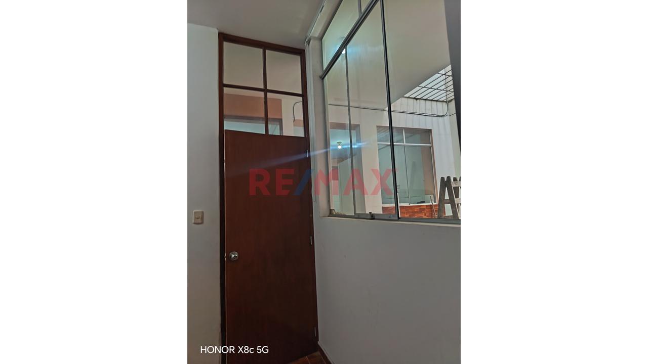 Vendo Casa De 2 Pisos – San Martín De Porres — foto 11