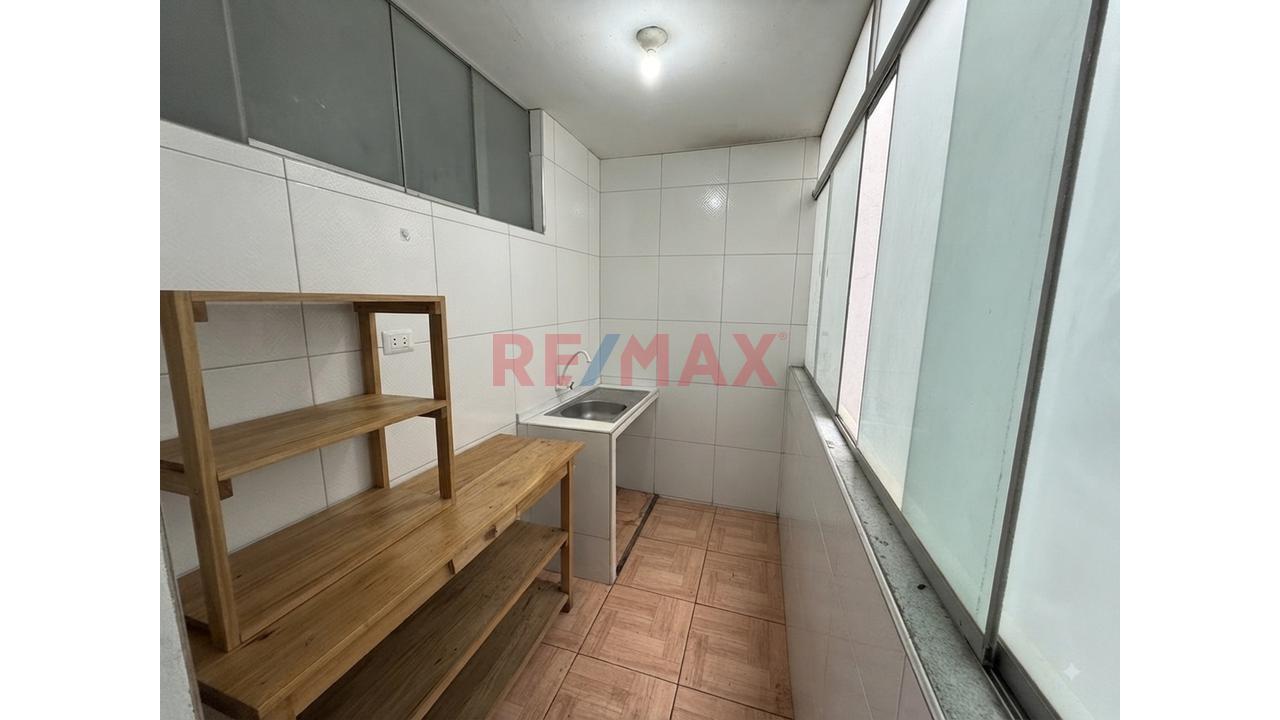 Venta Casa 3 Pisos, Productiva Frente A Upn San Isidro — foto 12