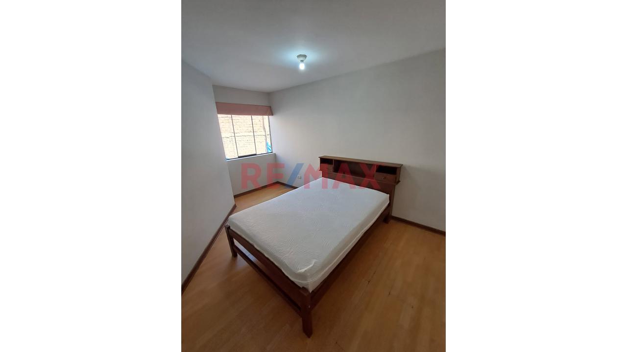 Alquilo Lindo Departamento Amoblado En Jesus Maria — foto 10
