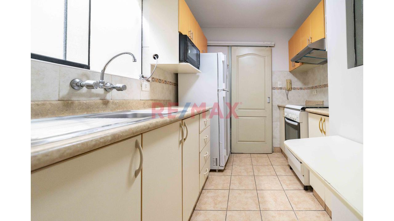 Alquilo Lindo Departamento Amoblado En Jesus Maria — foto 6
