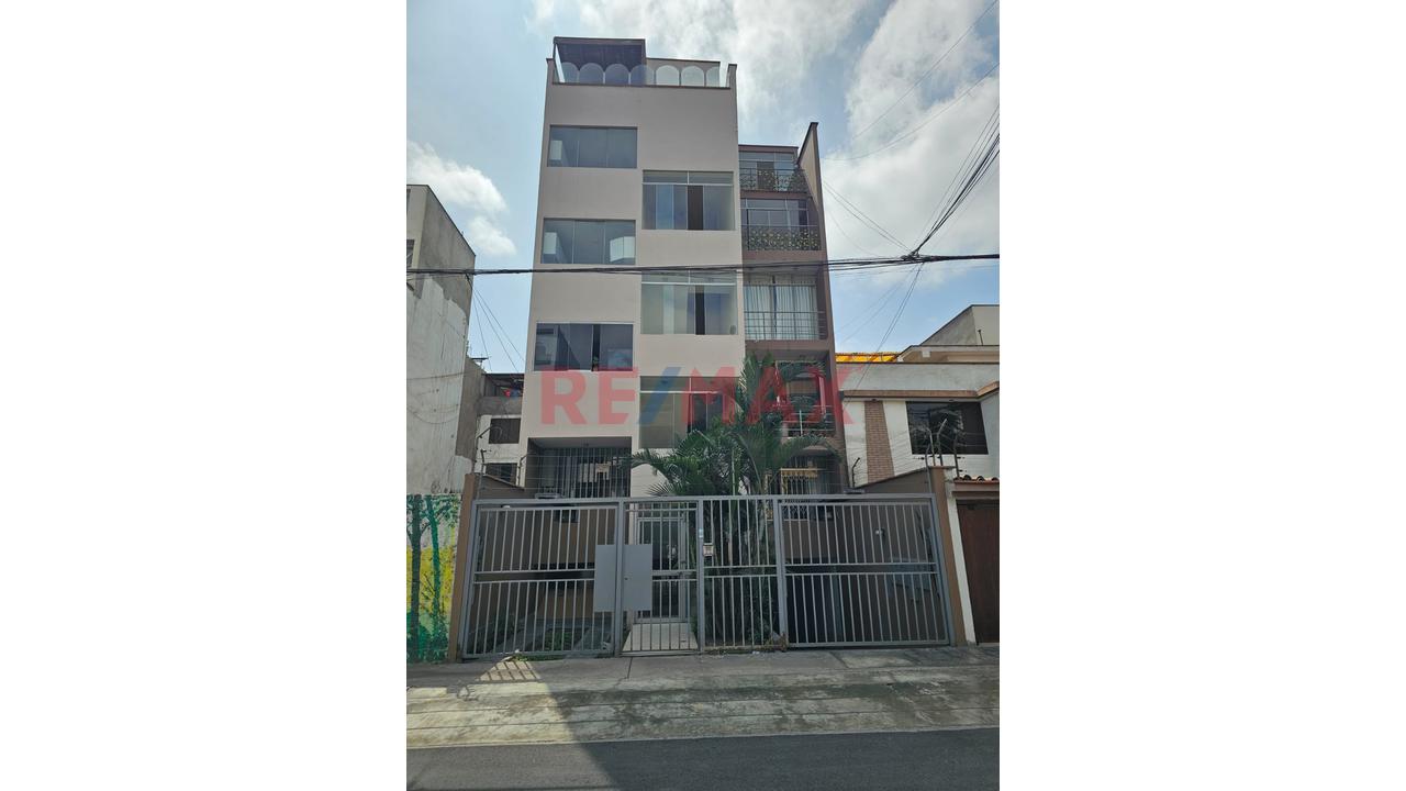Vendo Departamento Duplex En Surco (4To Y 5To Piso) — foto 7