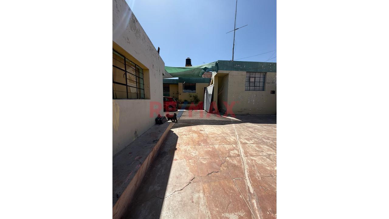 Venta De Casa A Precio De Terreno - 6