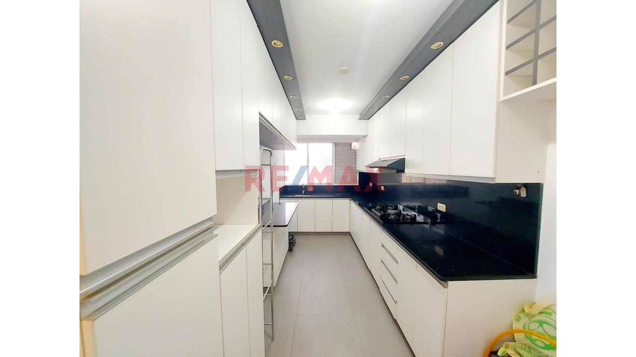 Alquiler De Departamento Duplex En Zona Exclusiva De San Borja - 5