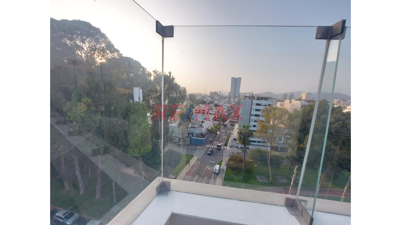 Alquiler De Departamento Duplex En Zona Exclusiva De San Borja - 18