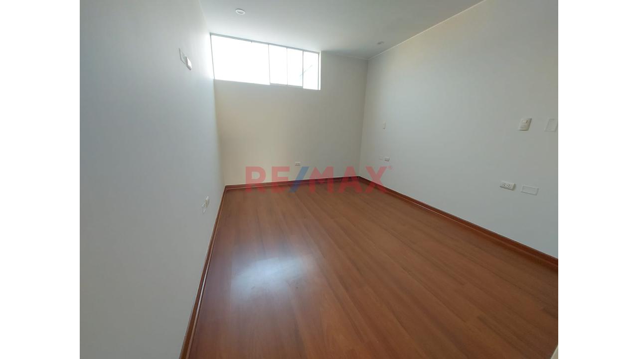 Alquiler De Departamento Duplex En Zona Exclusiva De San Borja - 7