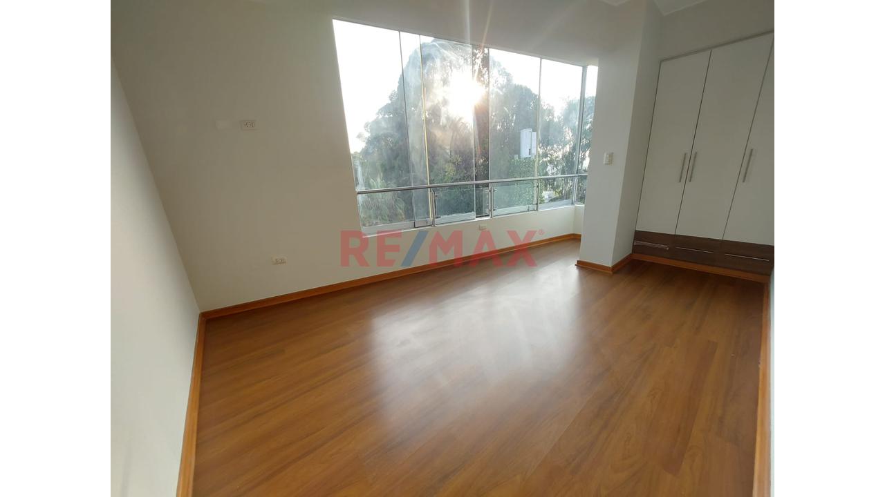 Alquiler De Departamento Duplex En Zona Exclusiva De San Borja - 11