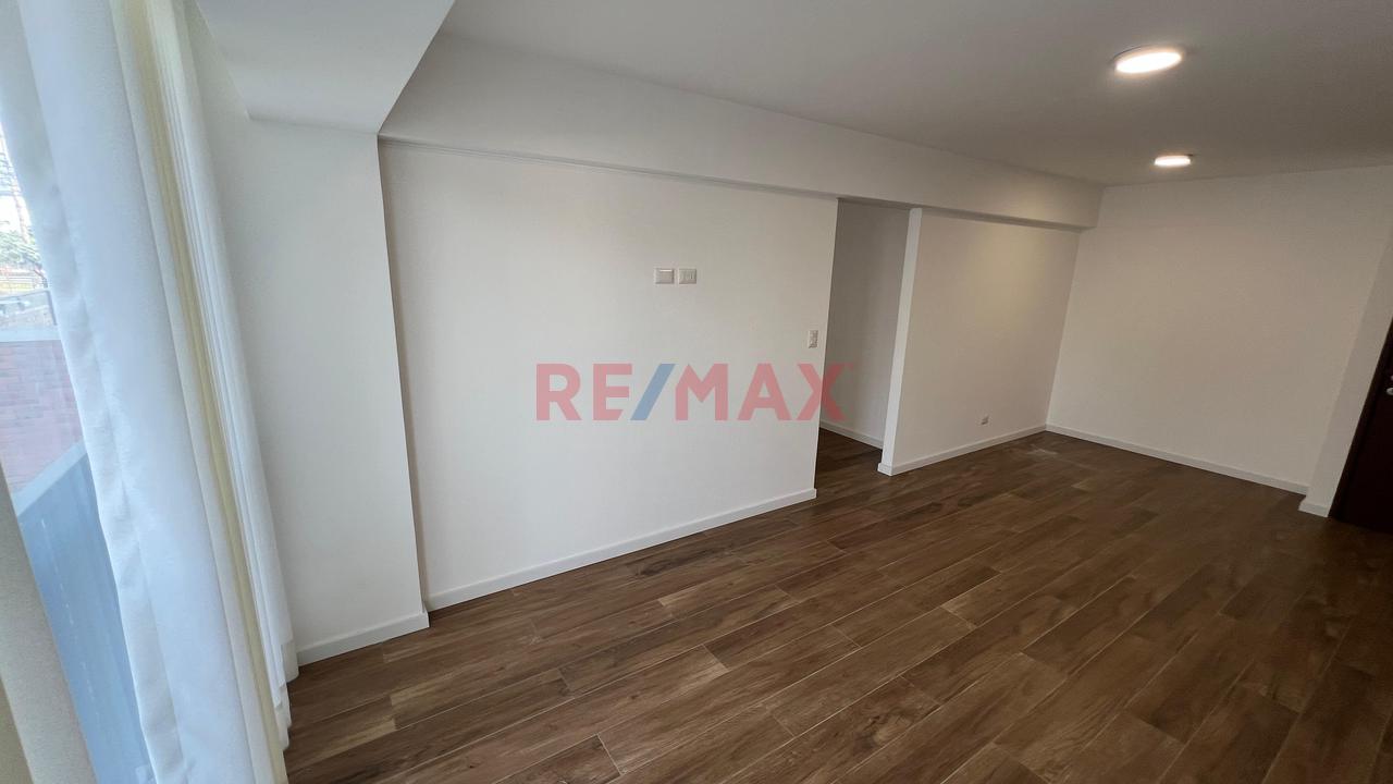 Alquiler De Departamento De Estreno Frente Al Jockey — foto 12