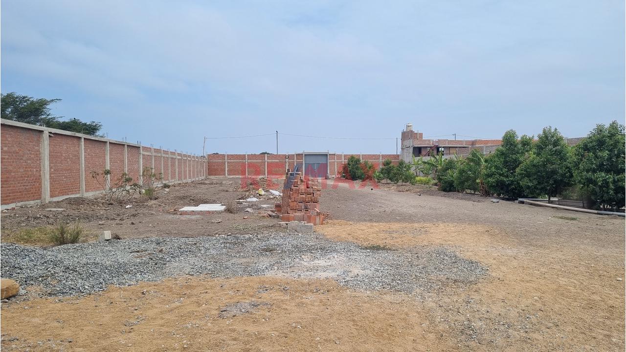 Se Alquila Local Comercial De 4500 M2 En Monsefú - 2