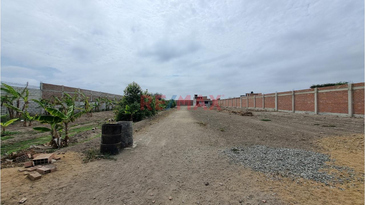 Se Alquila Local Comercial De 4500 M2 En Monsefú - 4