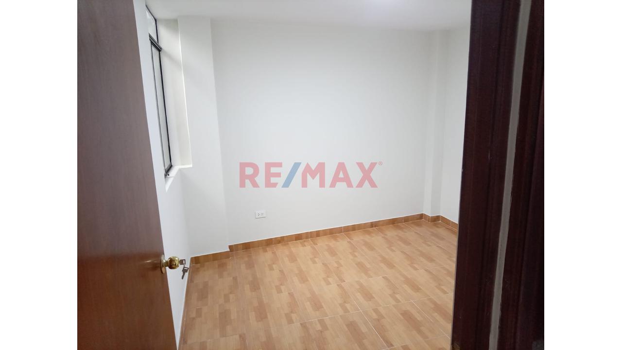 Casa De 3 Pisos En Estreno En Puente Piedra - 15