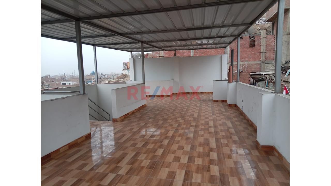 Casa De 3 Pisos En Estreno En Puente Piedra - 3