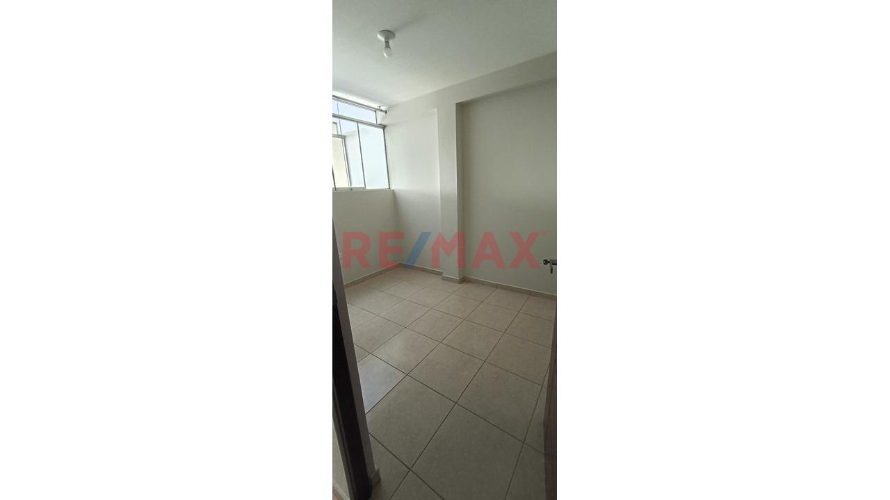 Local comercial de 84 m² en Carabayllo — foto 4